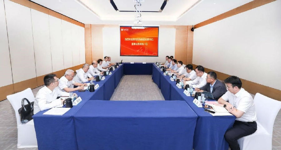 座谈.jpg