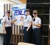 旅客热情参与福州空港“冰爽一夏”活动